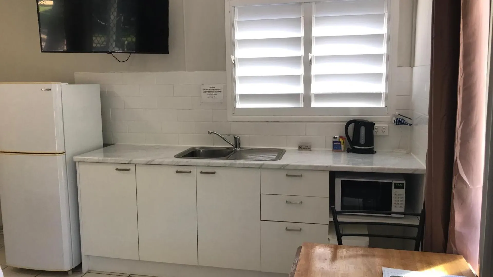 Holiday park Bush Village Holiday Cabins Airlie Beach